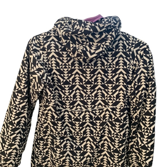 Girls - Picture 2 of 5